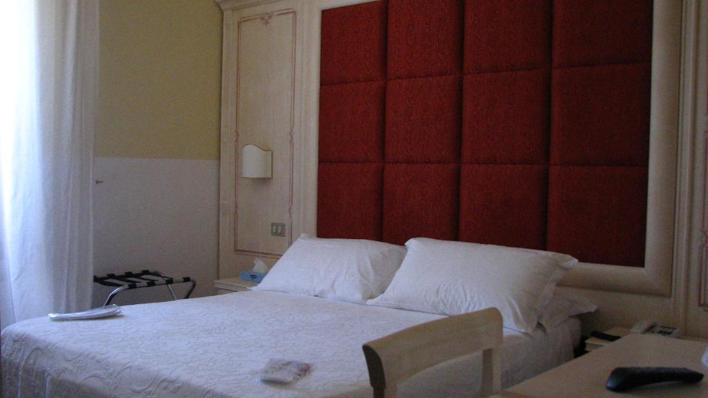 阿奎拉比安卡酒店 奥维多 客房 照片